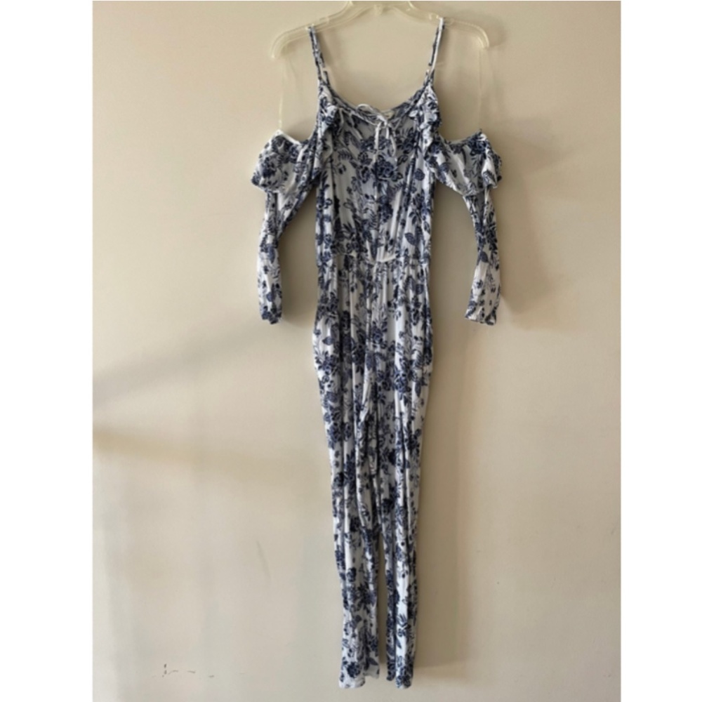 Speechless Black and White Floral Print Cold Shoulder Jumpsuit Size S